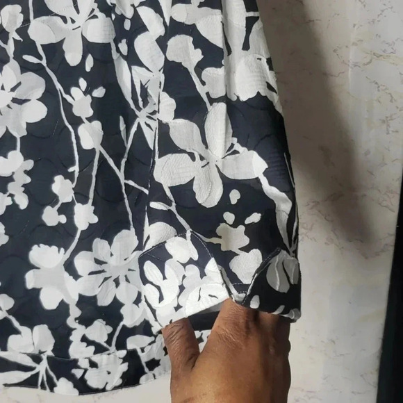 Peck & Peck | Jacket  | Size M | Black and White - Picture 4 of 9